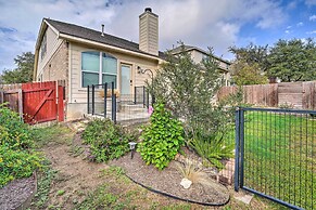 San Antonio Retreat w/ Fireplace + Pool Access!