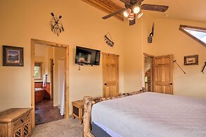 Gorgeous Alton Cabin w/ Deck + Mountain Views