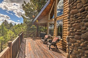 Gorgeous Alton Cabin w/ Deck + Mountain Views