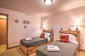 Gorgeous Alton Cabin w/ Deck + Mountain Views