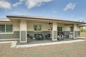 Keaau Getaway w/ Patio, 3 Mi to Shipman Beach!