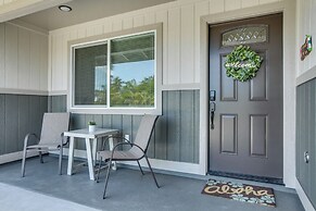 Keaau Getaway w/ Patio, 3 Mi to Shipman Beach!