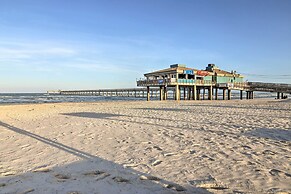 Corpus Christi Condo - Walk to Whitecap Beach!