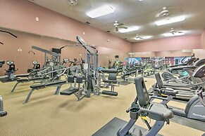 Corpus Christi Condo - Walk to Whitecap Beach!