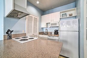 Corpus Christi Condo - Walk to Whitecap Beach!