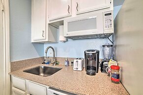 Corpus Christi Condo - Walk to Whitecap Beach!