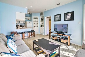 Corpus Christi Condo - Walk to Whitecap Beach!