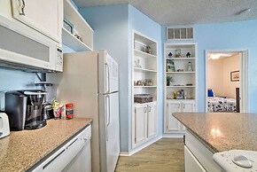 Corpus Christi Condo - Walk to Whitecap Beach!
