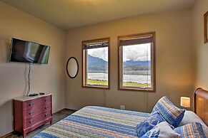 Bayside Home - 6 Miles to Olympic National Forest!