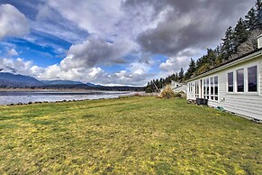 Bayside Home - 6 Miles to Olympic National Forest!