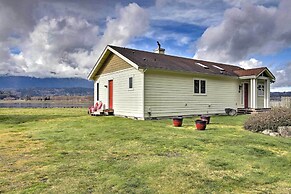 Bayside Home - 6 Miles to Olympic National Forest!