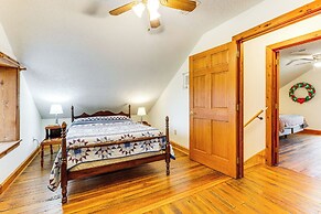 Historic Farmhouse on 7 Acres w/ Stellar View!