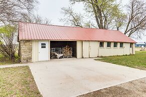Historic Farmhouse on 7 Acres w/ Stellar View!