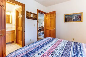 Historic Farmhouse on 7 Acres w/ Stellar View!