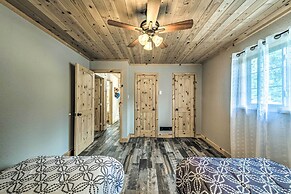 Sleepy Bear Cabin in Ruidoso: Deck & Yard Games!