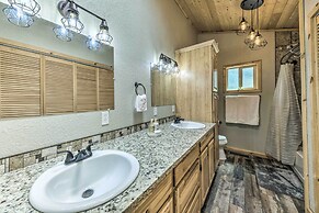 Sleepy Bear Cabin in Ruidoso: Deck & Yard Games!