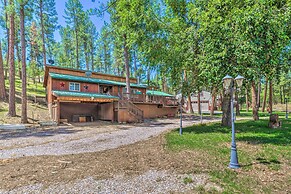 Sleepy Bear Cabin in Ruidoso: Deck & Yard Games!