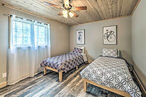 Sleepy Bear Cabin in Ruidoso: Deck & Yard Games!