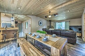 Sleepy Bear Cabin in Ruidoso: Deck & Yard Games!