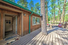 Sleepy Bear Cabin in Ruidoso: Deck & Yard Games!