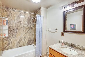 Near Downtown & Fishing: Anchorage Escape!