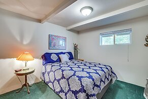 Hillside Hideaway: Warm & Cozy Terrace Lakes Cabin