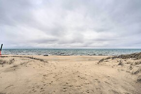 Immaculate Family Townhome - Walk to Beach!