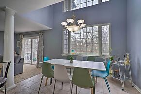 Immaculate Family Townhome - Walk to Beach!