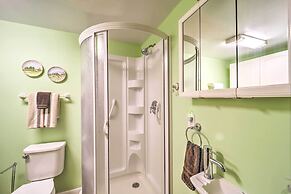 Peaceful Newland Family Cottage w/ 2 Decks!