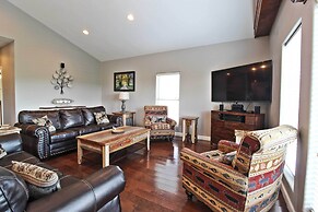 Pet-friendly Smoky Mountain Retreat w/ Game Room!
