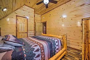 Talihina Retreat w/ Kiamichi River Access!