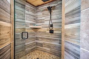 Talihina Retreat w/ Kiamichi River Access!