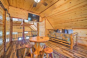 Talihina Retreat w/ Kiamichi River Access!
