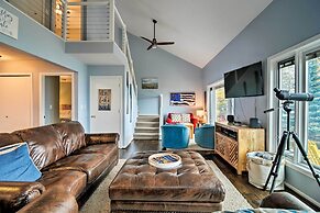 Fire Pit, Smart TV: Waterfront Charlevoix Home