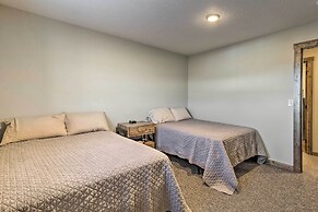 Kansas Hunting Lodge: Pets & Large Groups Welcome!