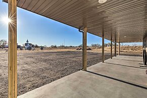 Kansas Hunting Lodge: Pets & Large Groups Welcome!
