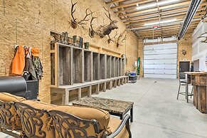 Kansas Hunting Lodge: Pets & Large Groups Welcome!