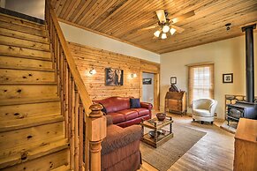 Pet-friendly Cody Home - Walk to Main Street!