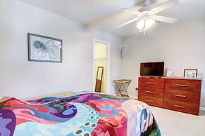 4 Mi Shuttle Ride to Ocean: Bethany Beach Getaway