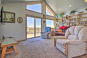 Sunny Big Timber Retreat w/ Spacious Deck!