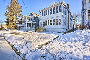 Charming Albany Retreat ~ 3 Mi to Downtown!