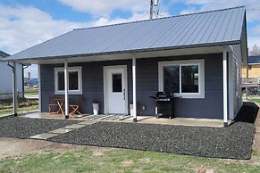 Bright + Modern Augusta Home - Walk to Town!