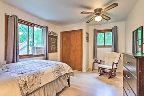 Bushkill House w/ Deck & Community Amenities!