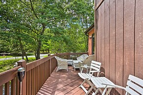 Bushkill House w/ Deck & Community Amenities!