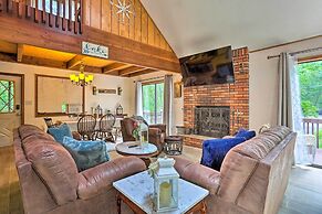 Bushkill House w/ Deck & Community Amenities!