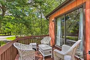 Bushkill House w/ Deck & Community Amenities!