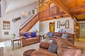 Bushkill House w/ Deck & Community Amenities!