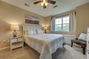 Branson Condo on Golf Course w/ Pool Access!