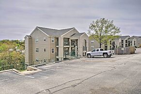 Branson Condo on Golf Course w/ Pool Access!