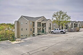 Branson Condo on Golf Course w/ Pool Access!